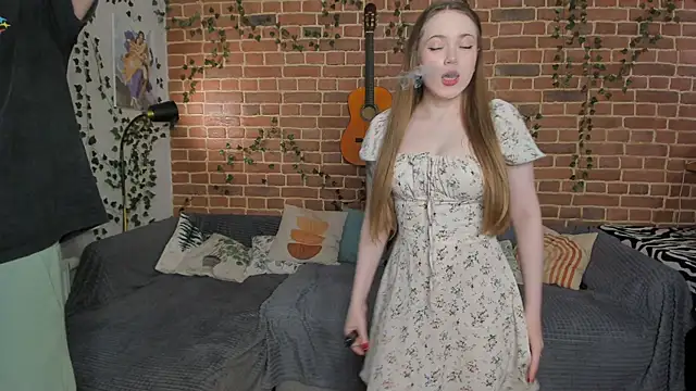 Snapshot of yamy_yamy_yamy chatting on November 30, 2025, 1:04 pm yamy yamy yamy online show from November 30, 2025, 1:04 pm