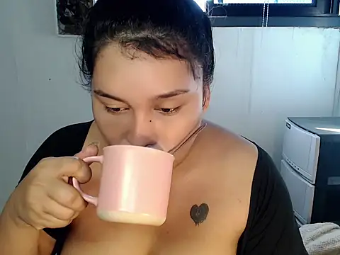 Snapshot of Hardcore_Tgirl chatting on June 8, 2026, 11:27 pm Hardcore Tgirl online show from June 8, 2026, 11:27 pm