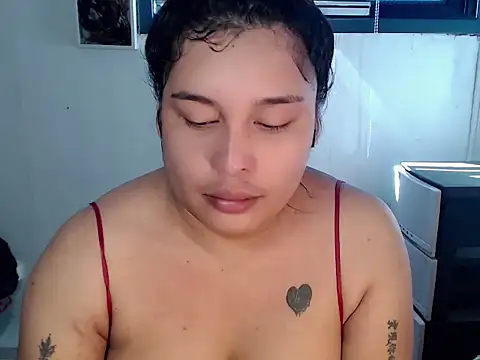 Snapshot of Hardcore_Tgirl chatting on June 17, 2026, 12:13 am Hardcore Tgirl online show from June 17, 2026, 12:13 am