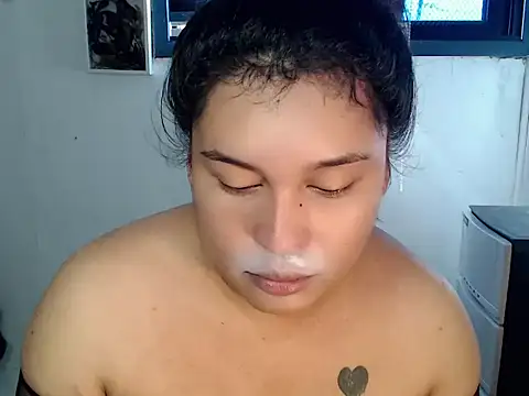 Snapshot of Hardcore_Tgirl chatting on June 18, 2026, 12:11 am Hardcore Tgirl online show from June 18, 2026, 12:11 am