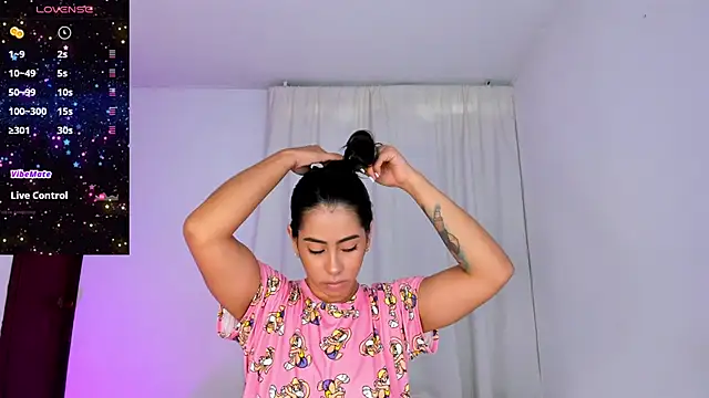 Snapshot of VioletaSotter chatting on February 27, 2026, 11:43 am VioletaSotter online show from February 27, 2026, 11:43 am