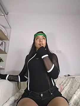 amycute  online show from March 30, 2026, 5:58 pm