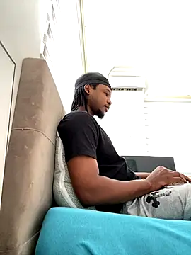 finefinance online show from October 27, 2025, 6:28 am