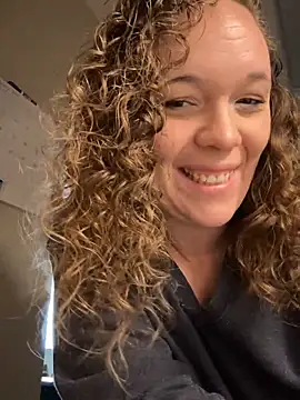 AuroraSummers online show from February 11, 2026, 4:56 pm