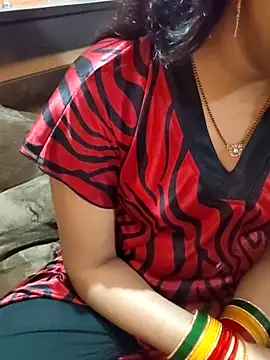 Snapshot of Diya_143 chatting on April 16, 2026, 6:09 pm Diya 143 online show from April 16, 2026, 6:09 pm