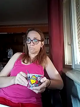 Dettybitch40 online show from September 10, 2025, 7:30 am