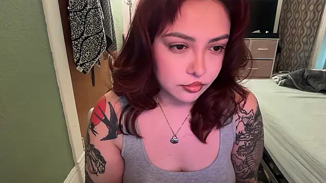 nativepumpkin95 online show from July 28, 2026, 9:36 pm