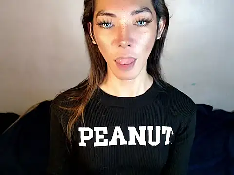 Snapshot of perly_169 chatting on February 8, 2025, 1:43 am perly 169 online show from February 8, 2025, 1:43 am