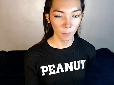 Snapshot of perly_169 chatting on February 22, 2025, 7:56 am perly 169 online show from February 22, 2025, 7:56 am