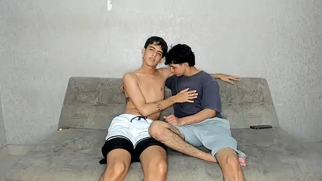 pelusos mens online show from July 21, 2026, 7:27 pm