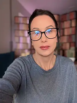 Snapshot of Fiona_Kent_ chatting on February 16, 2025, 1:58 am Fiona Kent online show from February 16, 2025, 1:58 am