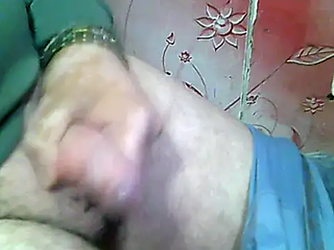 Snapshot of two_colour_cock chatting on January 26, 2025, 11:39 am two colour cock online show from January 26, 2025, 11:39 am