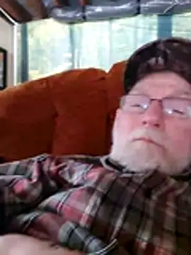 CDforU online show from December 5, 2025, 7:43 pm