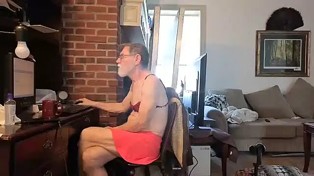 CDforU online show from December 19, 2025, 4:14 pm