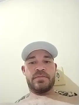 Snapshot of dottado05 chatting on November 8, 2025, 4:07 pm dottado05 online show from November 8, 2025, 4:07 pm