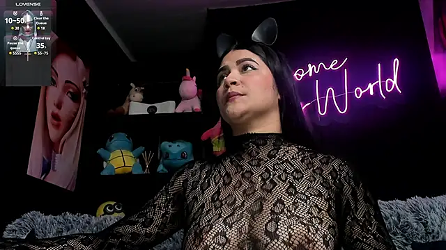 Snapshot of Emilyjhonson_01 chatting on October 18, 2025, 1:01 pm Emilyjhonson 01 online show from October 18, 2025, 1:01 pm