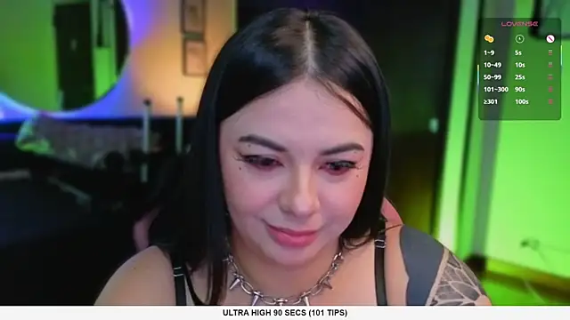 Snapshot of Liah_santos chatting on July 11, 2026, 2:42 pm Liah santos online show from July 11, 2026, 2:42 pm