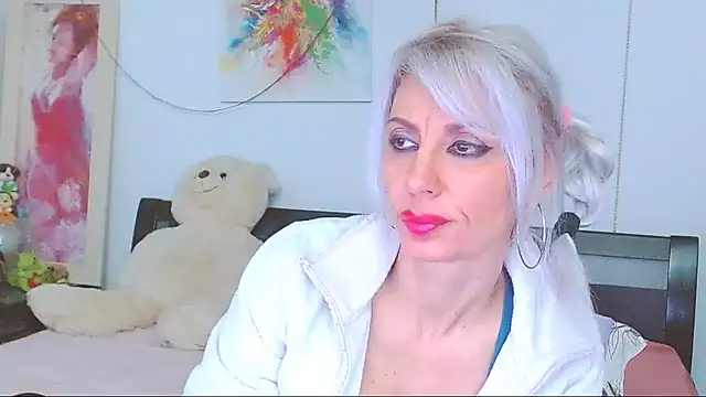 HoneyLara online show from January 31, 2026, 8:29 pm