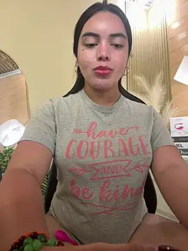 HotstuffCherrySummer online show from March 15, 2025, 8:15 am