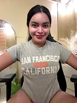 HotstuffCherrySummer online show from September 10, 2025, 8:14 am