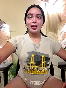 HotstuffCherrySummer online show from October 17, 2025, 8:06 am