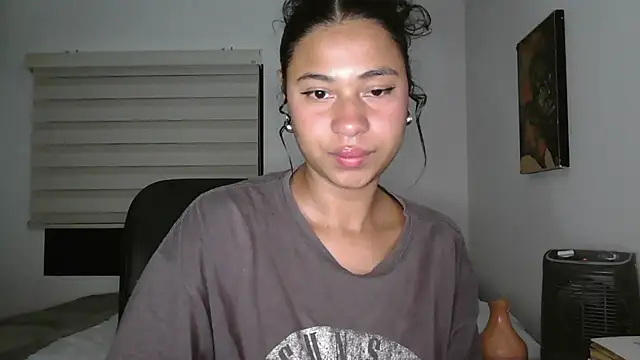 Snapshot of dark_enchantress_ chatting on July 8, 2026, 2:49 am dark enchantress online show from July 8, 2026, 2:49 am