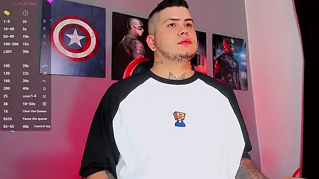 Snapshot of Thomas_chubbyxhot chatting on January 26, 2025, 1:31 am Thomas chubbyxhot online show from January 26, 2025, 1:31 am