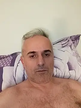 Snapshot of pussylove39 chatting on November 29, 2025, 10:35 pm pussylove39 online show from November 29, 2025, 10:35 pm