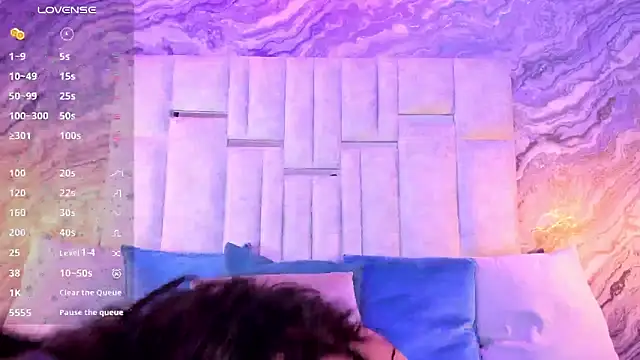 zarahfoster online show from December 26, 2024, 3:49 am