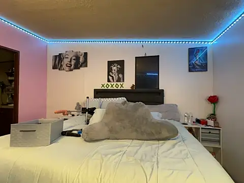 AngelSinz69 online show from November 1, 2025, 2:46 am