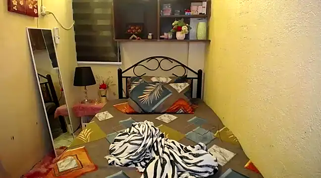 Snapshot of MissFoxylady chatting on January 6, 2025, 7:02 pm MissFoxylady online show from January 6, 2025, 7:02 pm