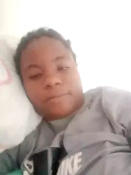 bigtitssxx online show from October 10, 2025, 7:46 pm