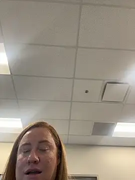 cinnatitties online show from March 16, 2026, 5:17 pm