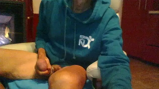 pierre5004 online show from October 7, 2025, 5:43 pm