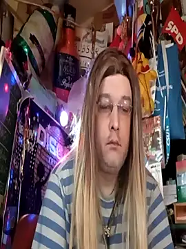 Snapshot of boygirl1814 chatting on December 3, 2025, 12:03 pm boygirl1814 online show from December 3, 2025, 12:03 pm