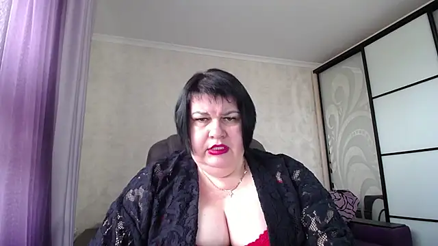 JuicyLady Di online show from September 28, 2025, 5:35 am