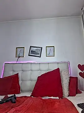 Snapshot of Ashley_Beenson chatting on December 19, 2024, 5:08 pm Ashley Beenson online show from December 19, 2024, 5:08 pm