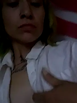 fablob23 online show from April 1, 2026, 11:44 am