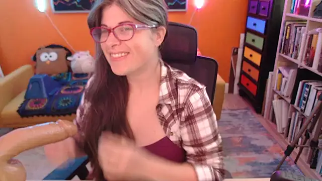 TheLenaAdams online show from December 18, 2025, 4:46 pm