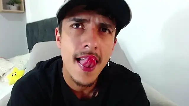 ryan maxy online show from January 15, 2025, 3:18 pm