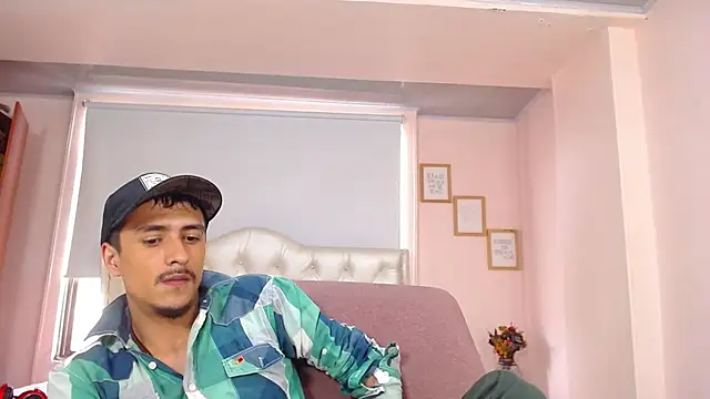 ryan maxy online show from March 14, 2025, 7:34 pm