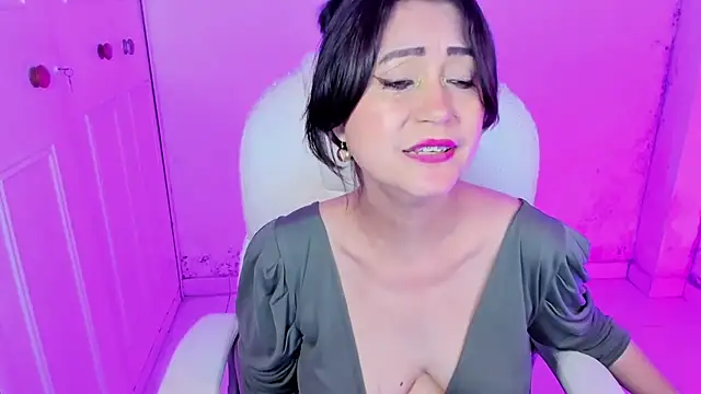 Snapshot of danielahot66 chatting on March 2, 2025, 10:24 am danielahot66 online show from March 2, 2025, 10:24 am