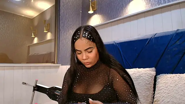 EmilyQueen3x online show from February 27, 2026, 2:50 pm