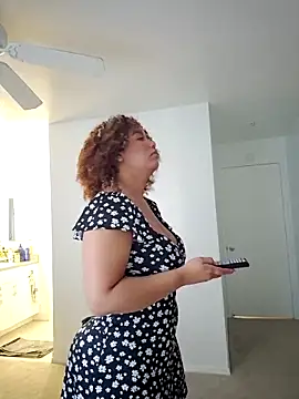 cataleya-glen online show from October 14, 2025, 4:30 pm