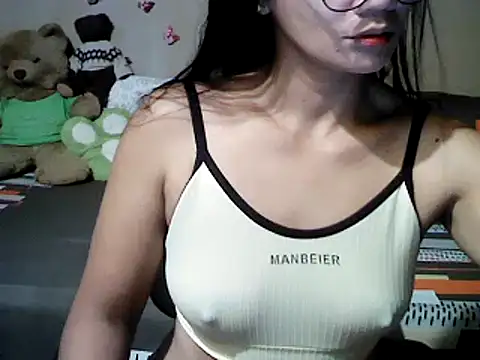 Snapshot of Mia_Rein chatting on January 11, 2026, 1:21 am Mia Rein online show from January 11, 2026, 1:21 am