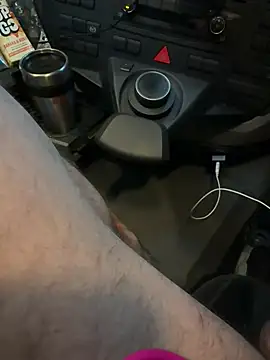 Snapshot of OhMyRichard chatting on January 6, 2025, 12:57 pm OhMyRichard online show from January 6, 2025, 12:57 pm