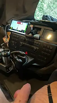 Snapshot of OhMyRichard chatting on January 27, 2025, 12:37 pm OhMyRichard online show from January 27, 2025, 12:37 pm