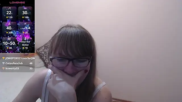 Snapshot of MargotLot chatting on January 12, 2025, 10:34 am MargotLot online show from January 12, 2025, 10:34 am