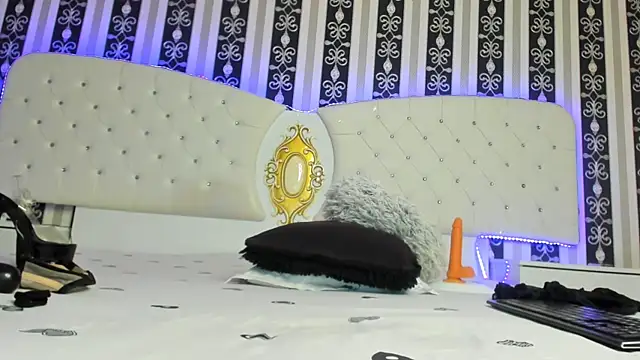 Aidasina online show from February 8, 2025, 8:10 pm