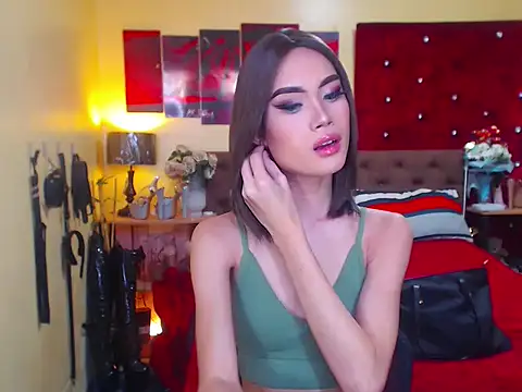 MeatyhorsecockMistress online show from October 23, 2025, 7:40 am